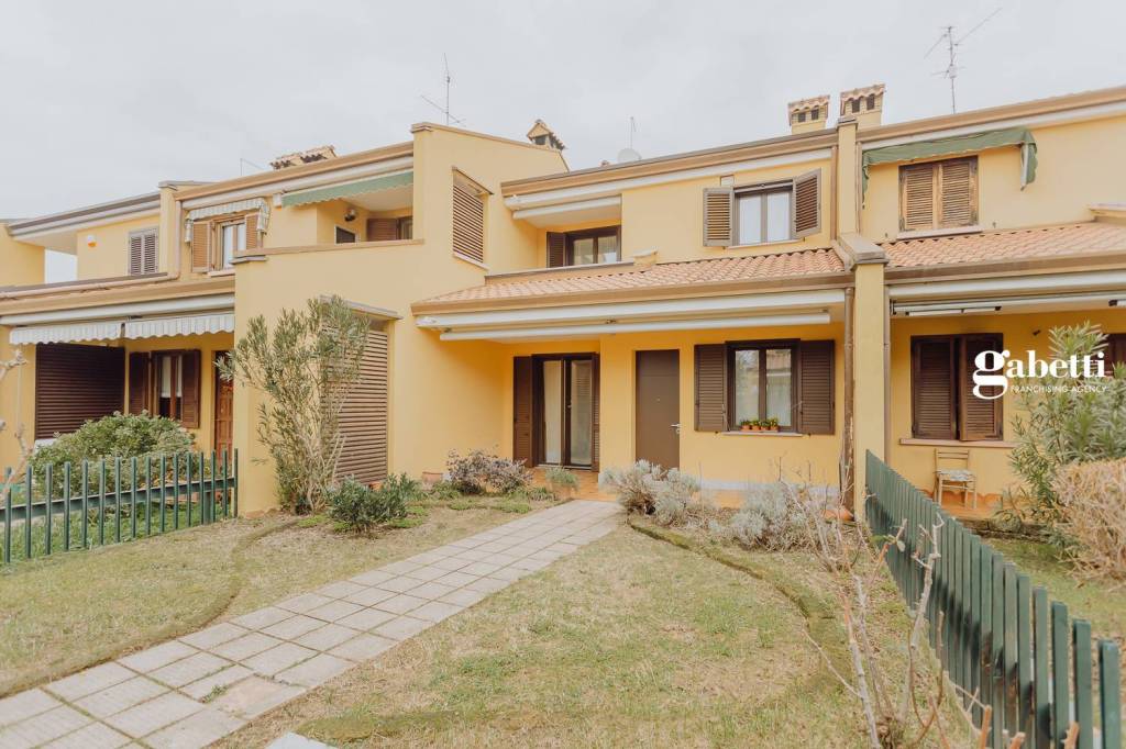 Villa a Schiera in vendita a Paderno d'Adda via l. Gasparotto, 2