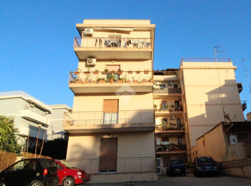 Appartamento in vendita a Villa San Giovanni via Micene, 74
