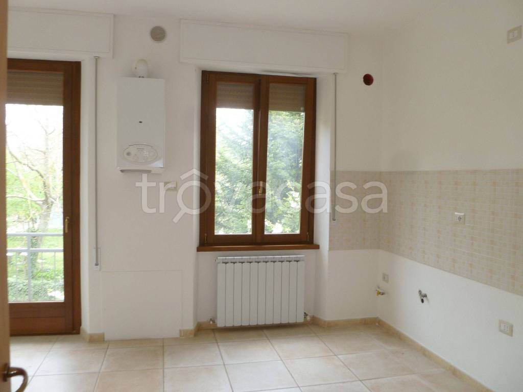 Appartamento in in vendita da privato a Serra Sant'Abbondio viale Gioacchino Rossini, 3