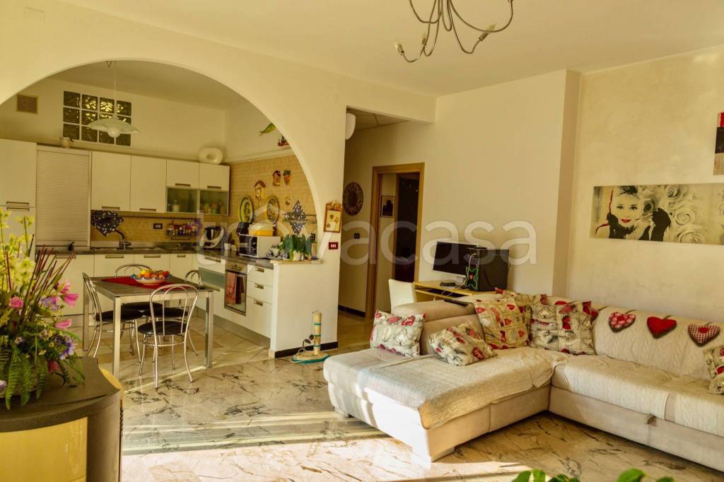 immagine annuncio 1 di 12