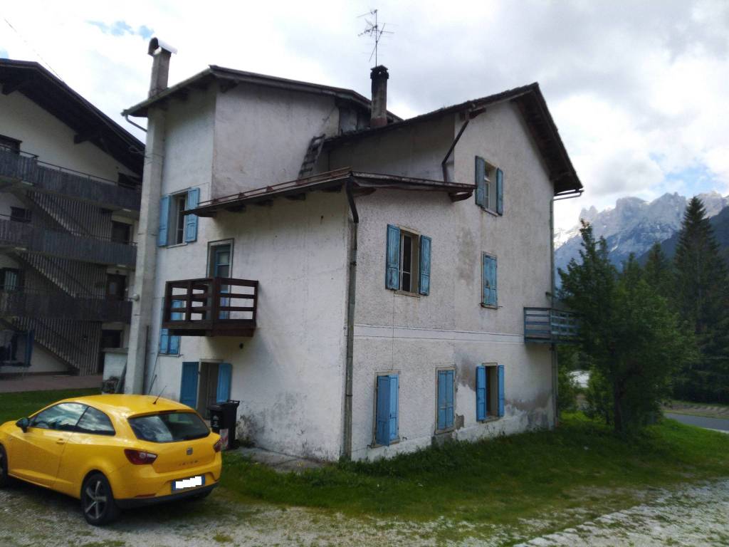 Casa Indipendente in vendita ad Auronzo di Cadore