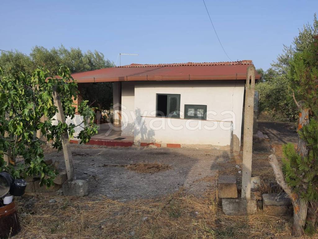 Villa in vendita a Caltanissetta c/da Xirbi