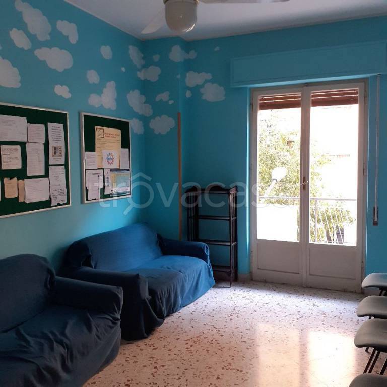 Appartamento in in vendita da privato a Palermo via Giovan Battista Vaccarini, 36