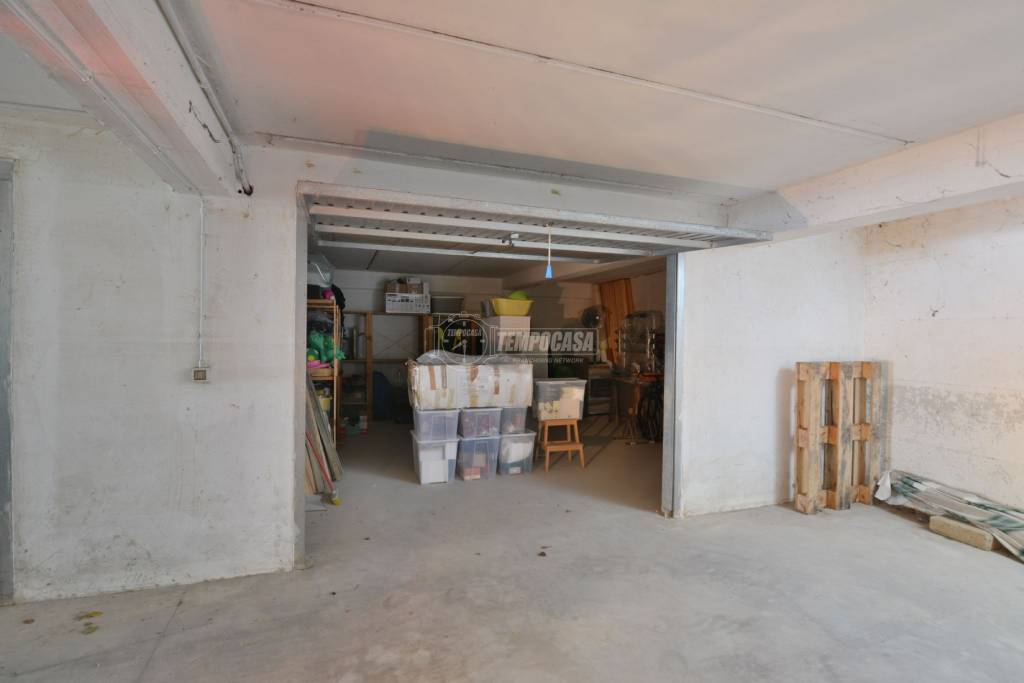Garage in vendita a Castelfidardo via Generale Carlo Alberto Dalla Chiesa, 54