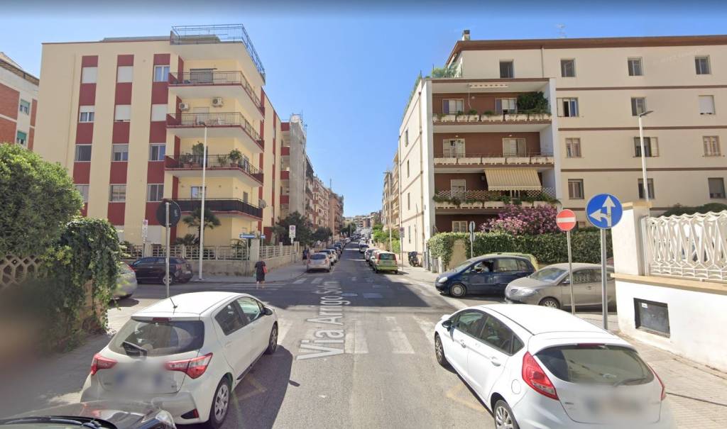 Appartamento in vendita a Cagliari via Arrigo Solmi