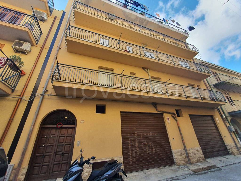 Appartamento in vendita a Casteldaccia via Marche, 50