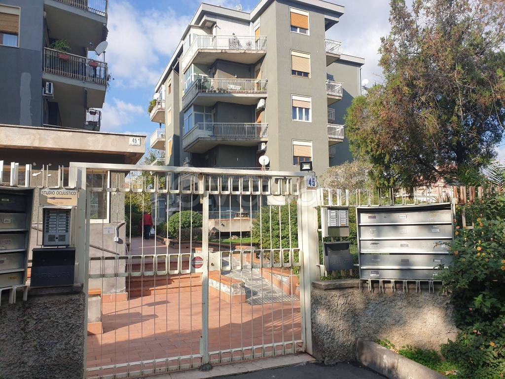 Appartamento in in vendita da privato a Catania viale Marco Polo, 45