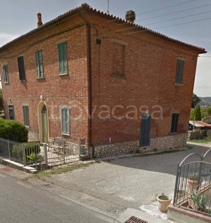 Casa Indipendente in in vendita da privato a Sinalunga via Arrigo Boito, 86