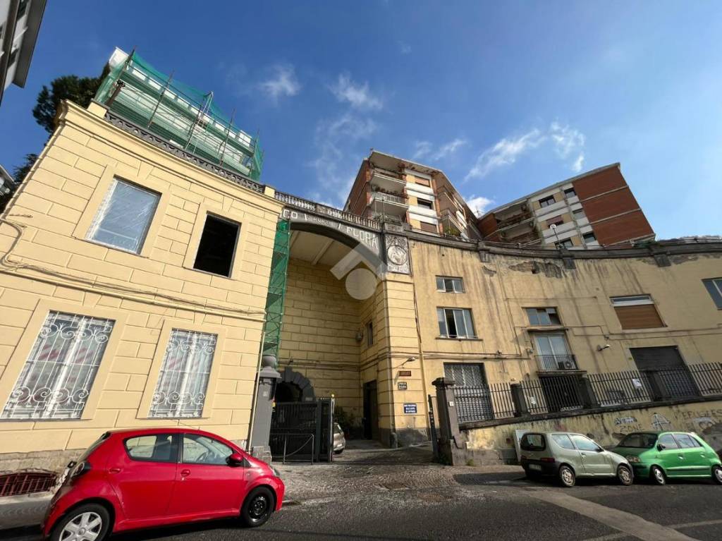 Ufficio in vendita a Napoli via Torquato Tasso, 69
