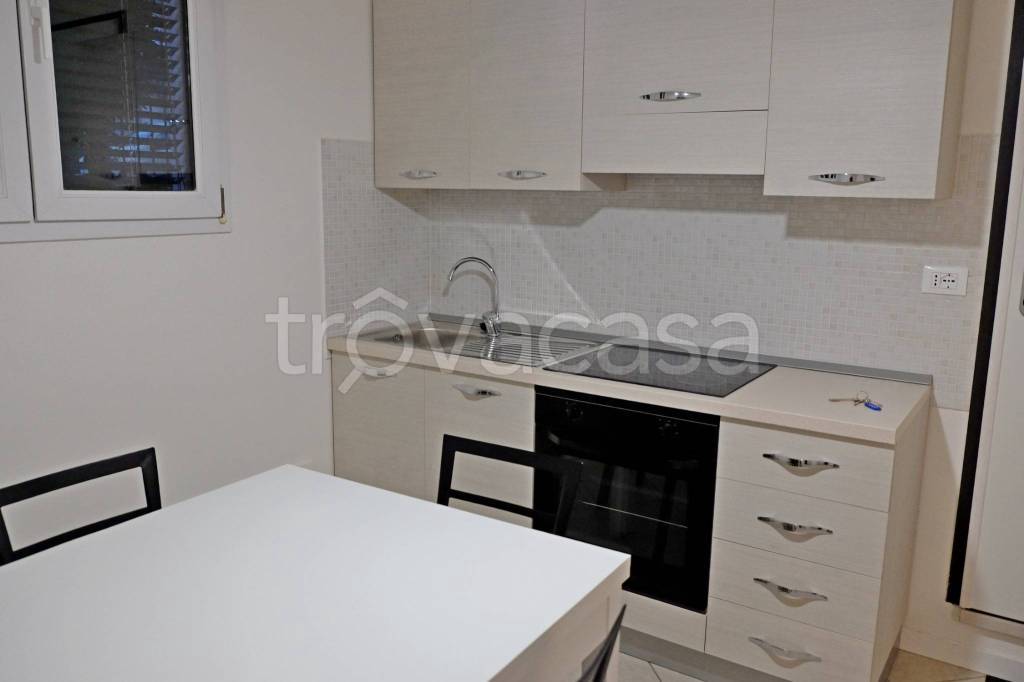 immagine annuncio 1 di 8