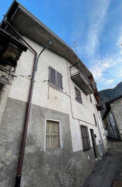 Casale in in vendita da privato a Valbondione via Don Vincenzo Riccardi, 49