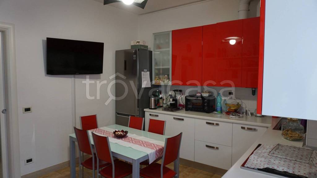 Appartamento in vendita a San Giuliano Milanese via Filippo Turati, 8