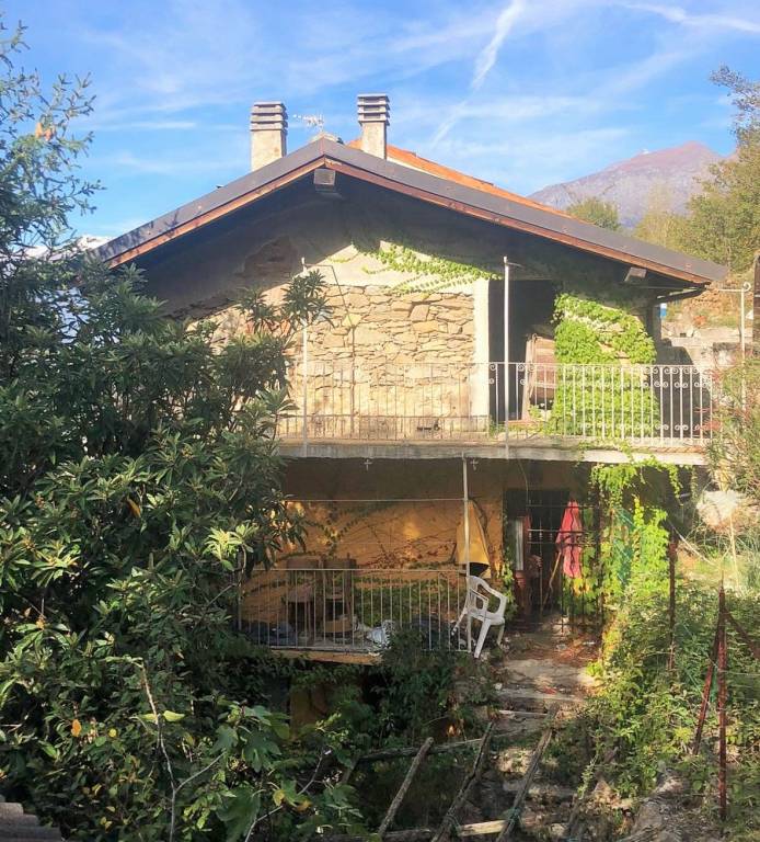 Casa Indipendente in vendita a Borgone Susa frazione Gandoglio, 18