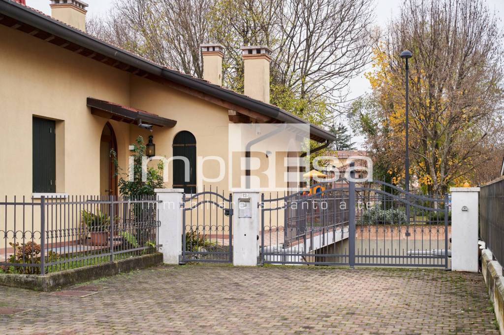 Villa Bifamiliare in vendita a Spresiano via Isonzo, 5
