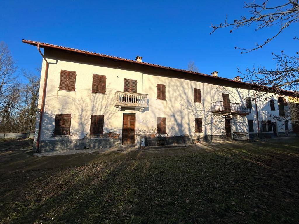 Casa Indipendente in vendita a Castell'Alfero via Serra Perno, 75