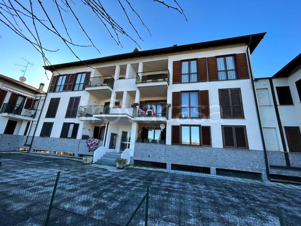 Appartamento in in vendita da privato a Stresa via Raffaello Sanzio, 26/d