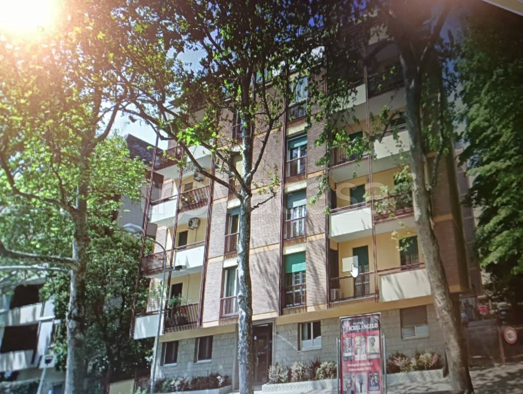 Appartamento in vendita a Modena viale vittorio veneto