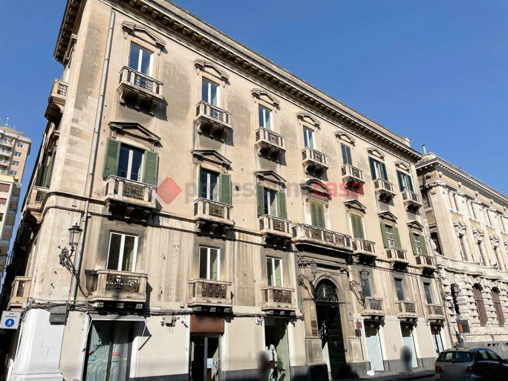 Ufficio in affitto a Catania via Etnea, 205