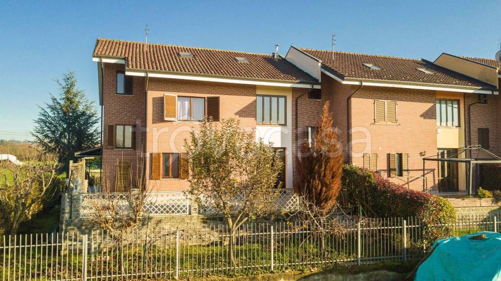 Villa in vendita a San Giusto Canavese via 25 Luglio, 119