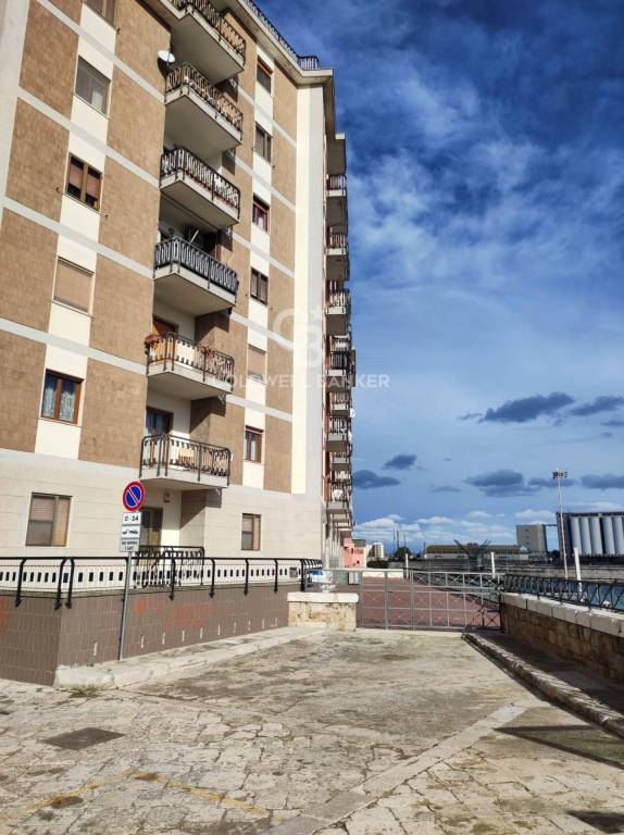 Appartamento in vendita a Brindisi via Foggia, 23