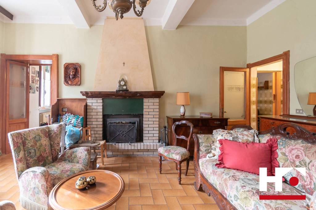 Casa Indipendente in vendita a Corte de' Cortesi con Cignone via Giovanni Villa, 17