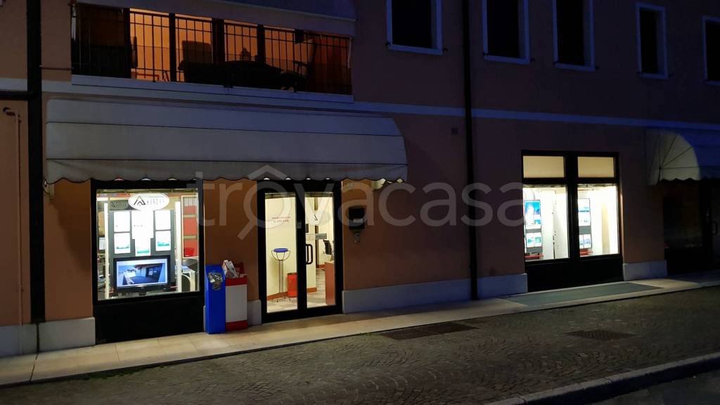 Garage in vendita a Monastier di Treviso via Einaudi, 24