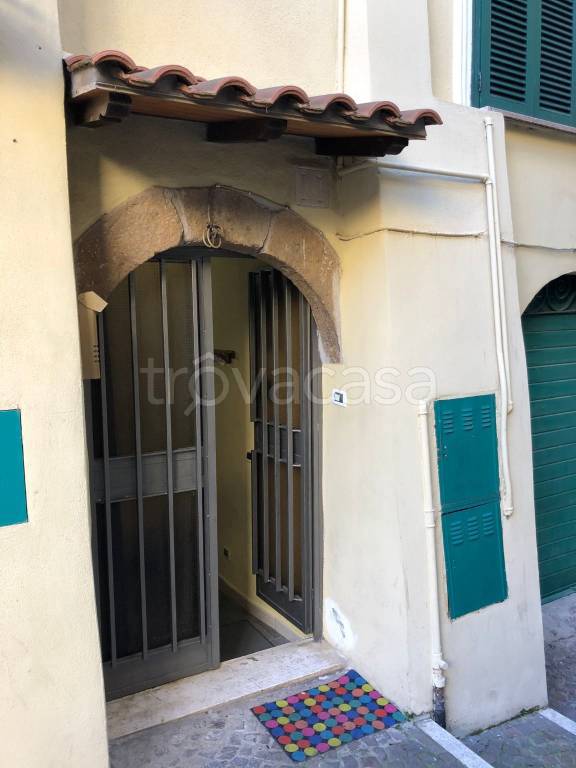 Appartamento in vendita a Zagarolo piazza Paparelli