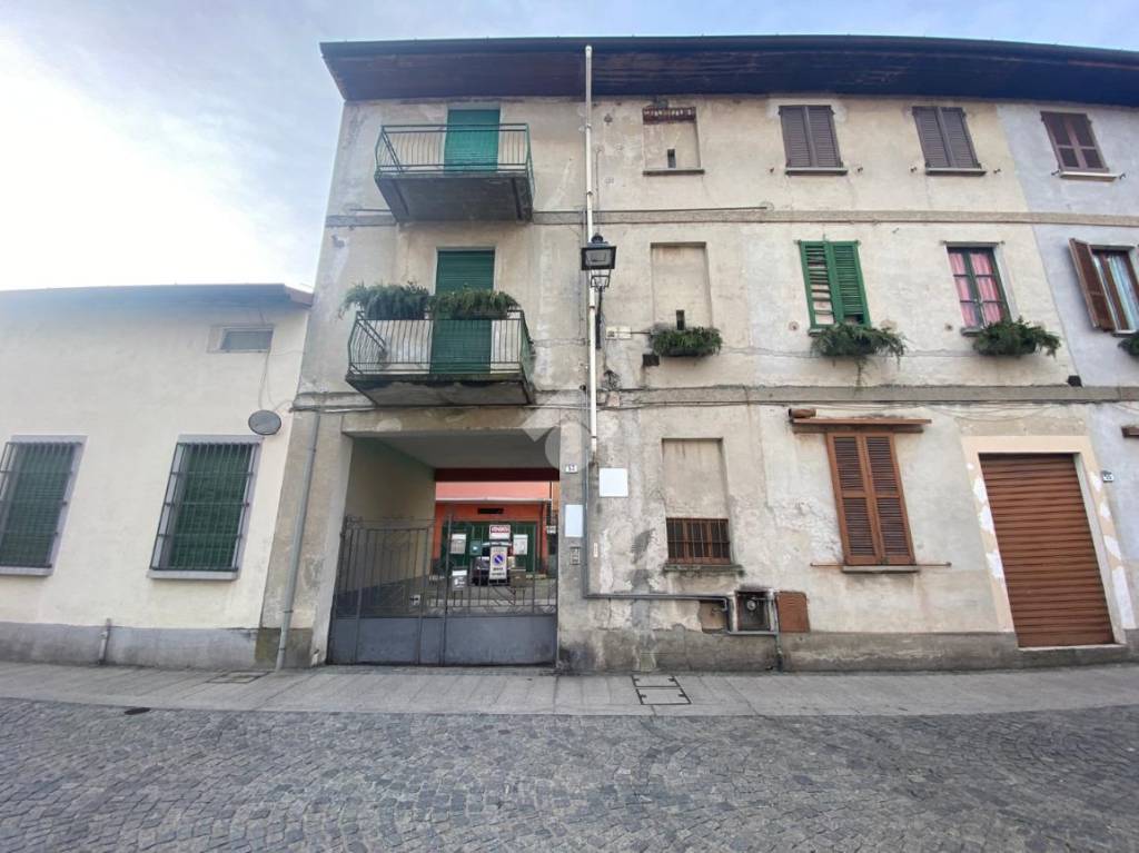 Appartamento in vendita a Lazzate via Torino, 53