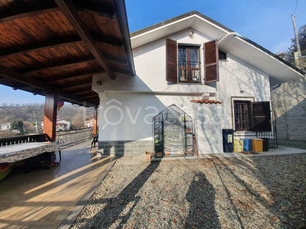 Villa in vendita a Rivalba regione Borgiona