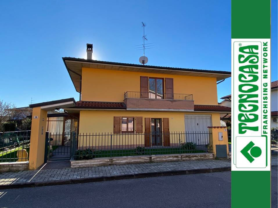 Villa in vendita ad Arzago d'Adda via Claudio Monteverdi, 18