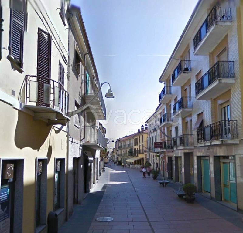 Appartamento in vendita a Santhià corso Nuova Italia, 171