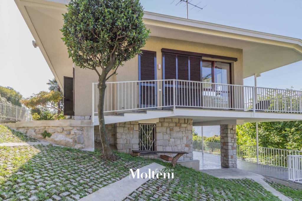 Villa in vendita a Lierna via Alessandro Manzoni, 45