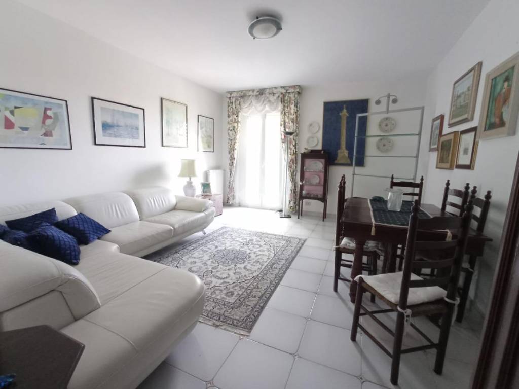 Appartamento in vendita a Porto Torres via Figari, 1