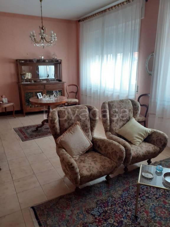 Appartamento in in vendita da privato a Chieti via Federico Salomone, 141