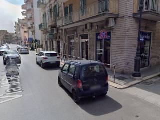 Abbigliamento in in affitto da privato a bisceglie via matteo renato imbriani, 54