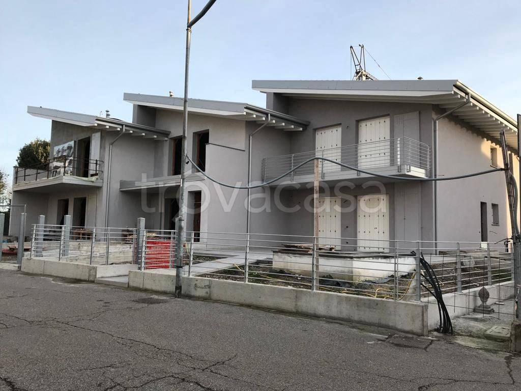Appartamento in in vendita da privato a Volta Mantovana via Salvo d'Acquisto, 6