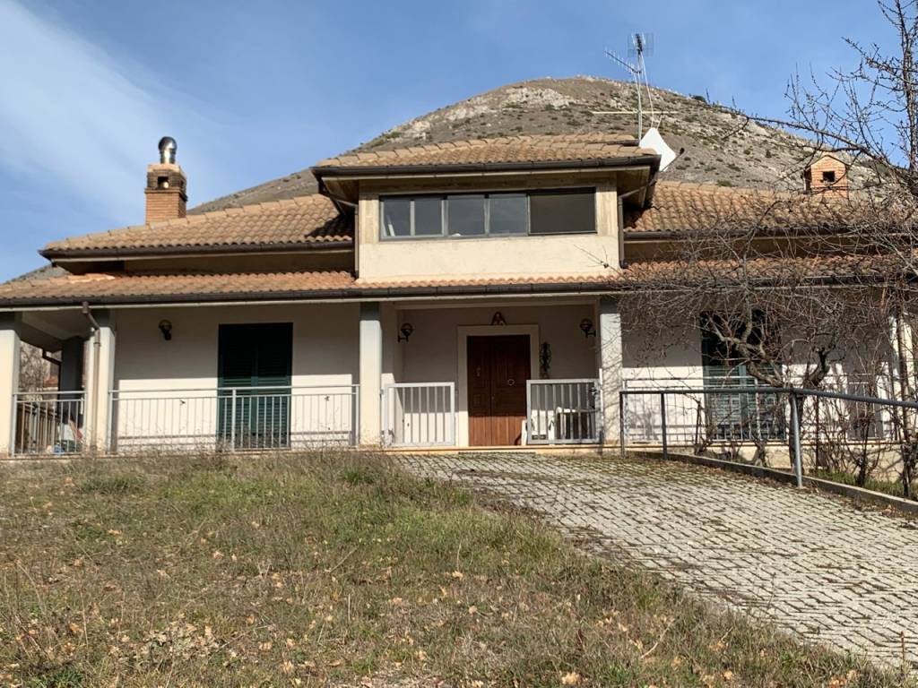 Villa in in vendita da privato ad Acciano via Rene, 1