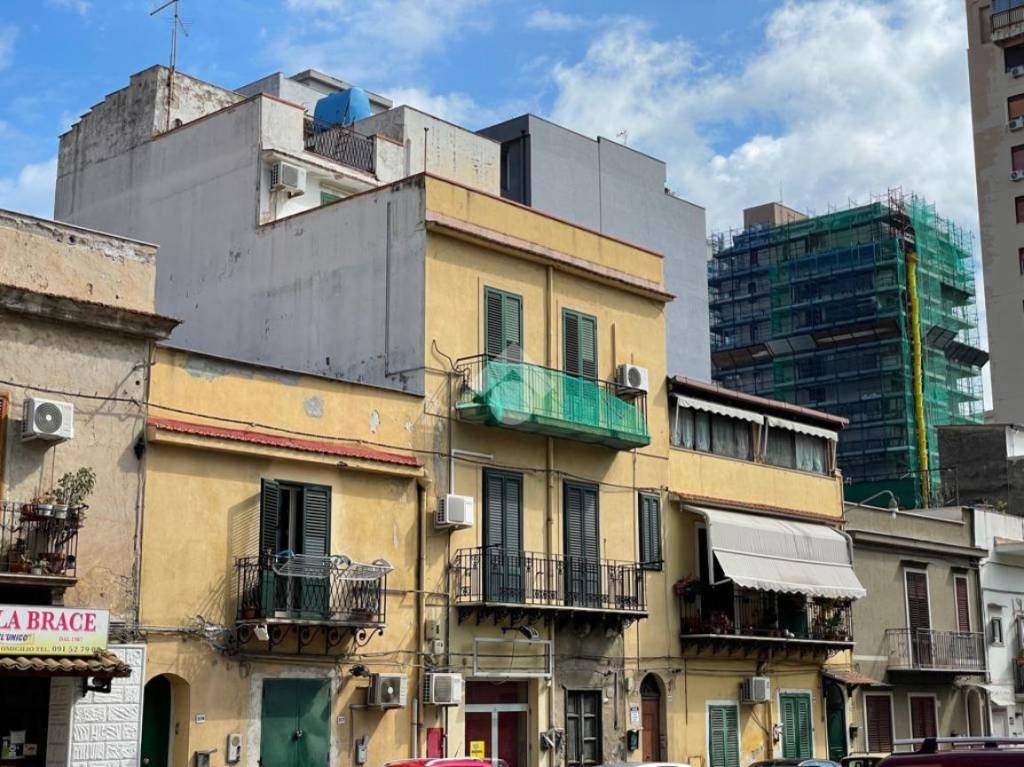 Appartamento in vendita a Palermo via resuttana, 301