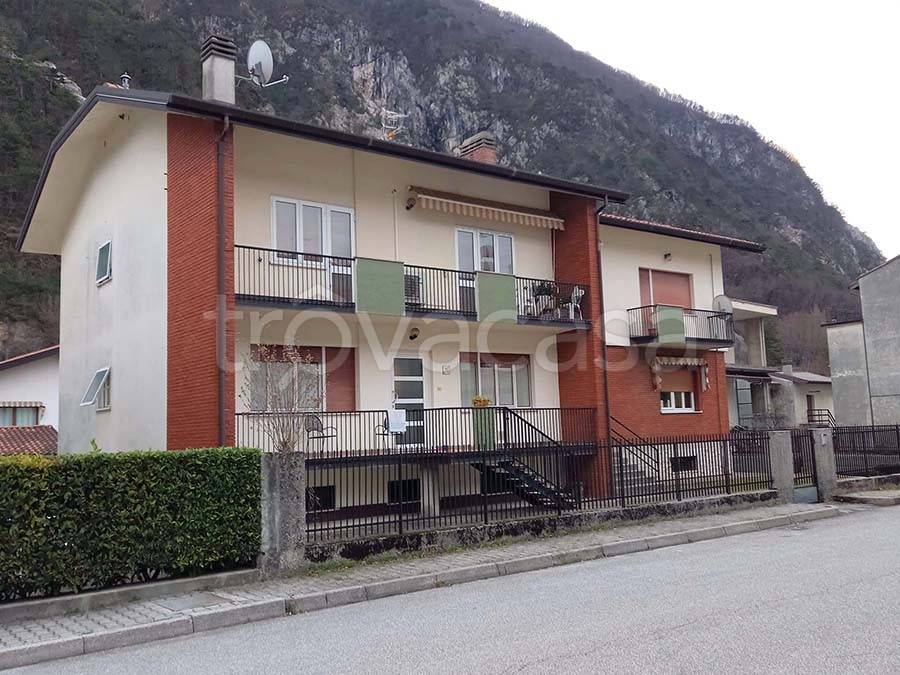 Appartamento in vendita a Venzone via Nazionale, 24