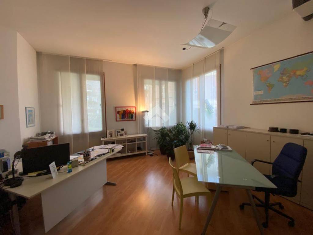 Appartamento in affitto a Monza via Ferdinando Magellano, 21