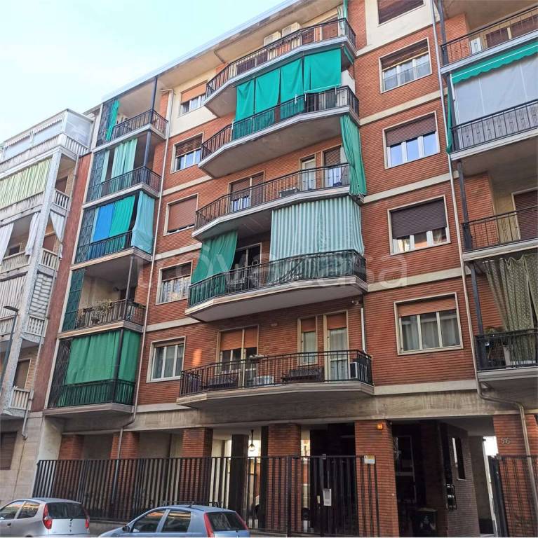 Appartamento in vendita a Torino via Francesco Baracca, 56