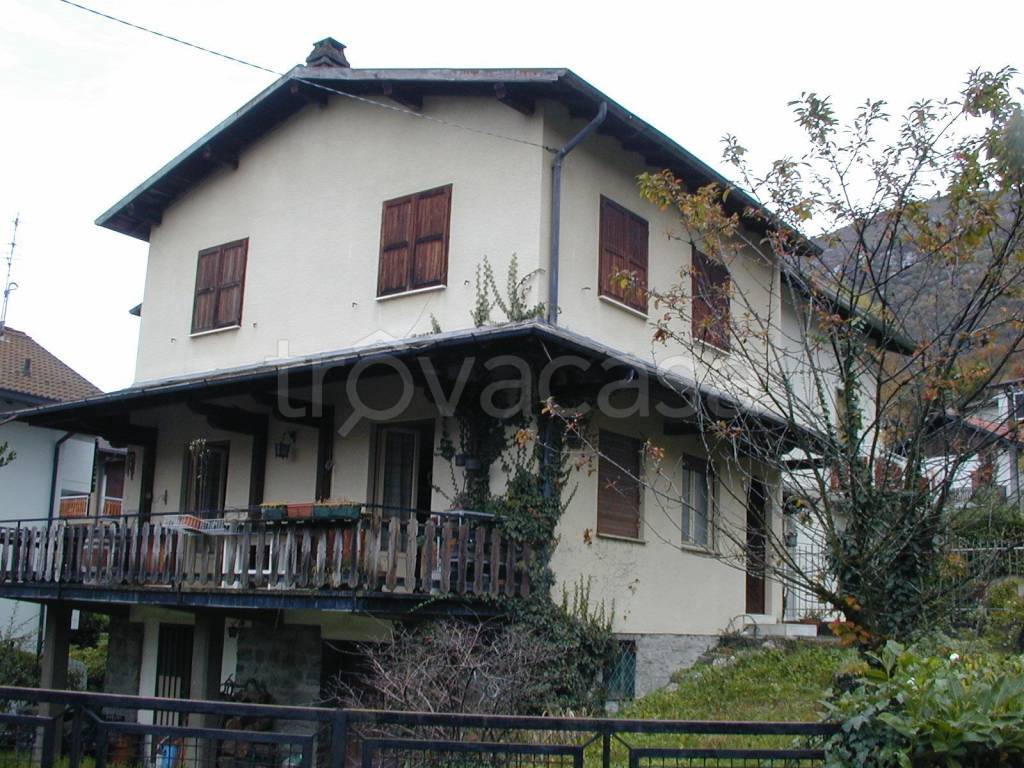 Casa Indipendente in in vendita da privato a Cremeno via Betulle, 8
