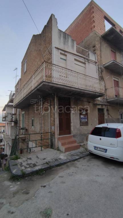 Casa Indipendente in vendita a Favara via Alessandria