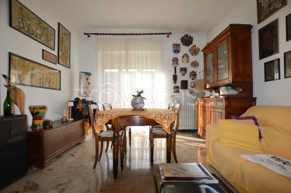 Appartamento in vendita a Jesi viale Felice Cavallotti