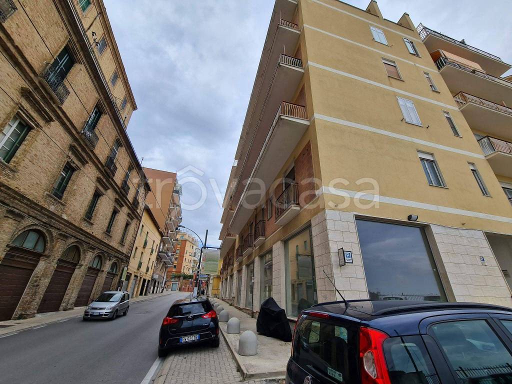Appartamento in in vendita da privato a Chieti via Silvino Olivieri, 195