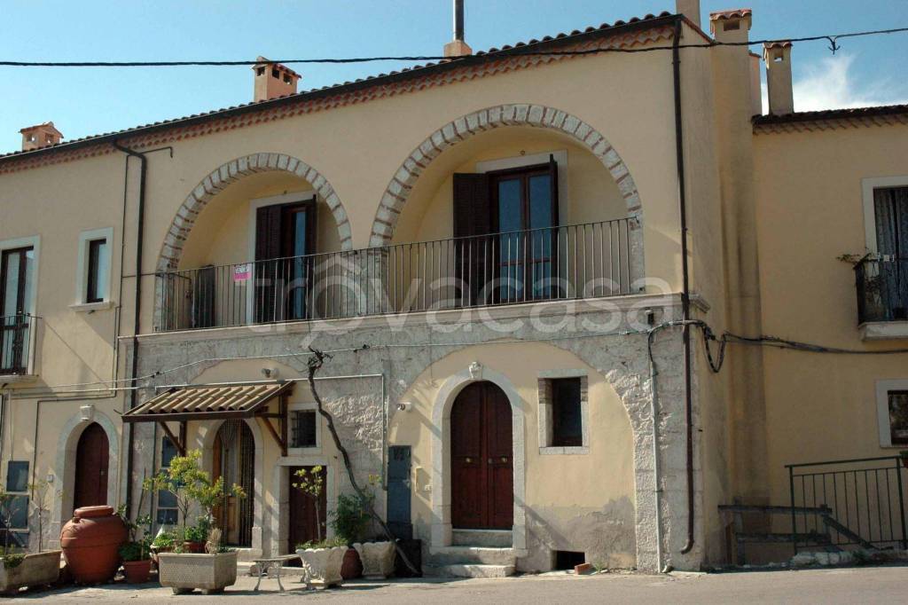 Appartamento in in vendita da privato a Buccino via Roma