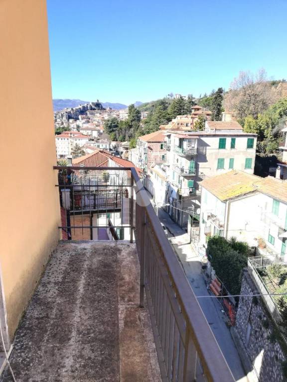 Appartamento in vendita a Olevano Romano via colle di giano, 41