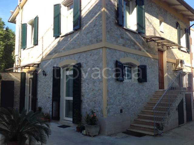 Villa in vendita ad Ancona