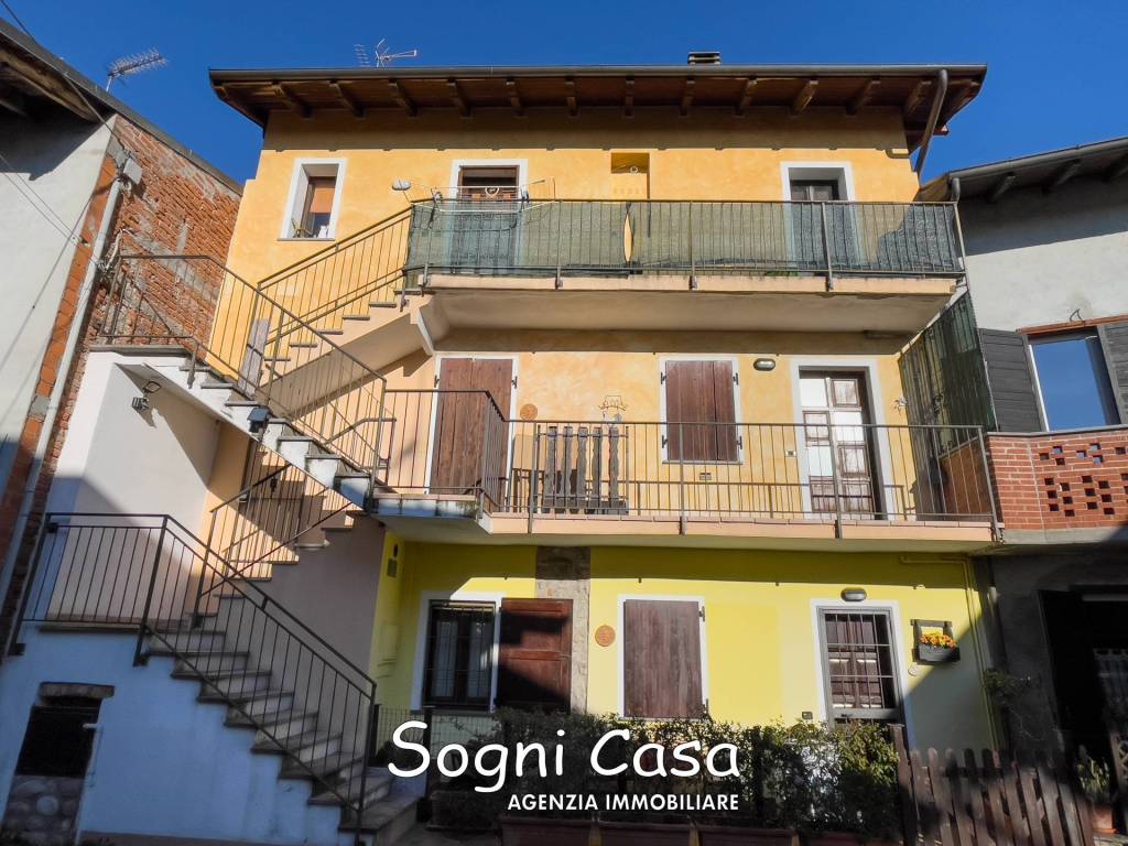 Appartamento in vendita a Borgo Ticino via Gagnago