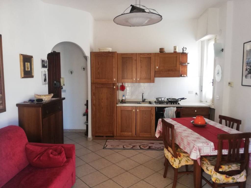 Appartamento in in affitto da privato a Loano via Isonzo